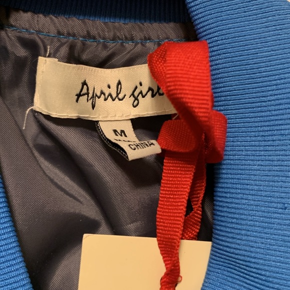 April Girl - Picture 3 of 3